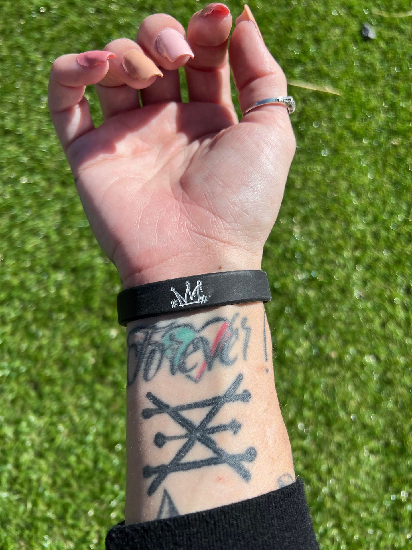 Crowns Up Wristband