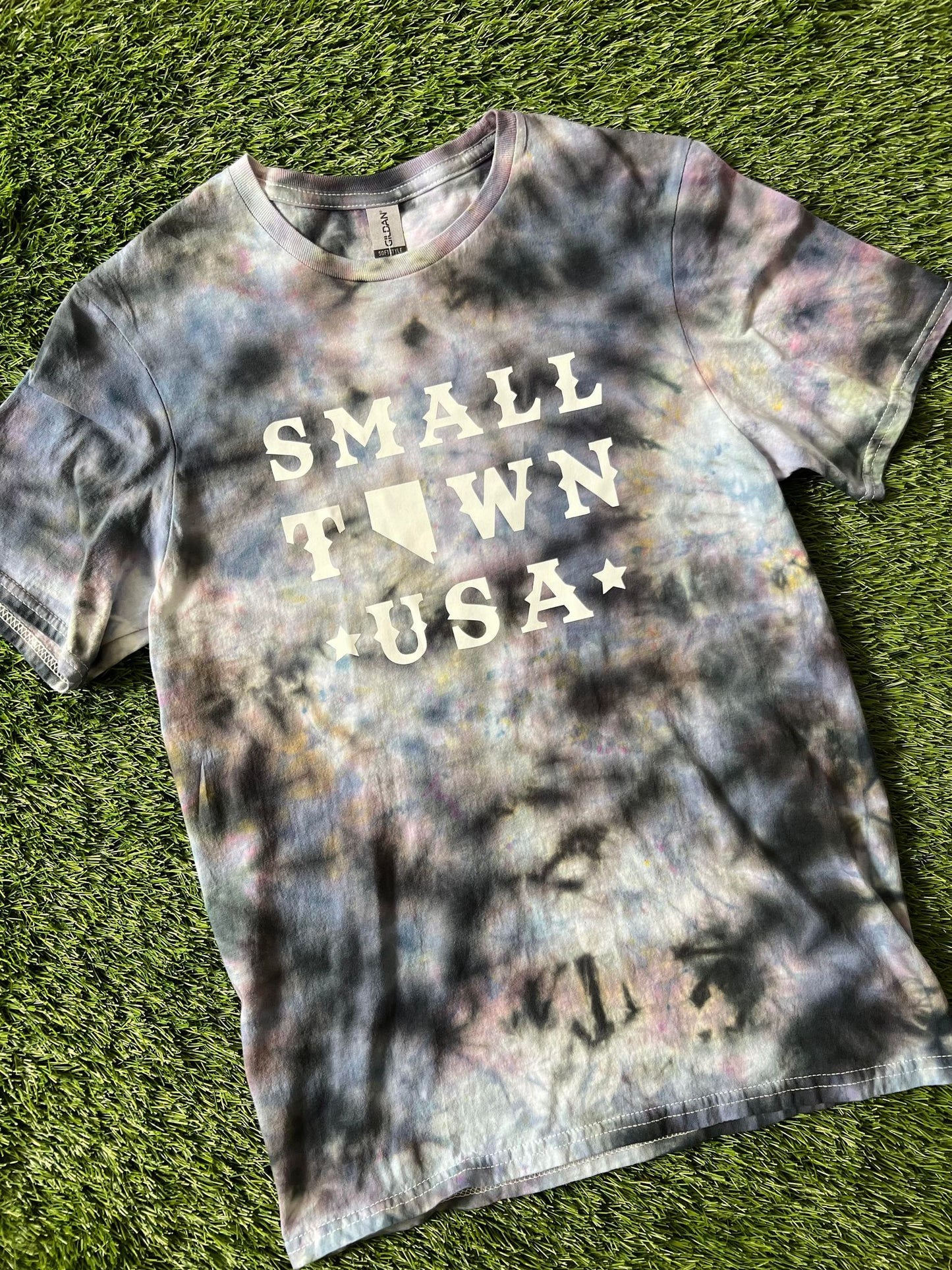 Small Town USA - Nevada Tee | Small