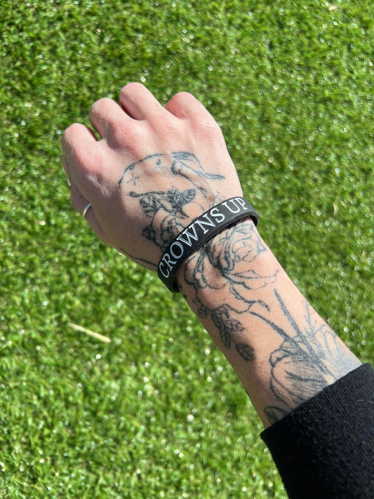 Crowns Up Wristband